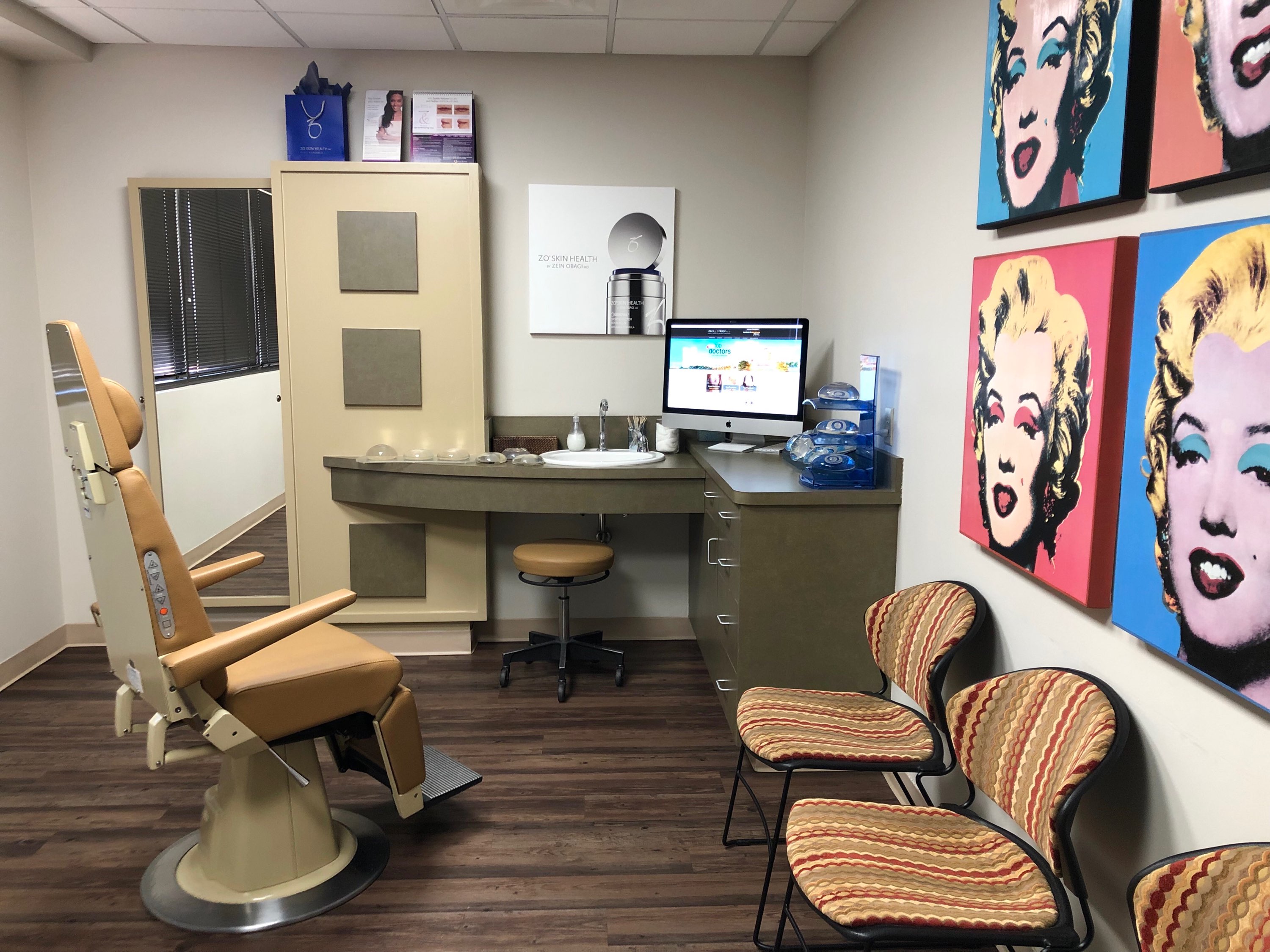 Fort Worth Surgery Center, blocks from our practice, is where Dr. Strock performs most of his surgical procedures.