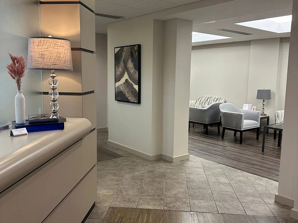 Strock Plastic Surgery Office - Lobby Area
